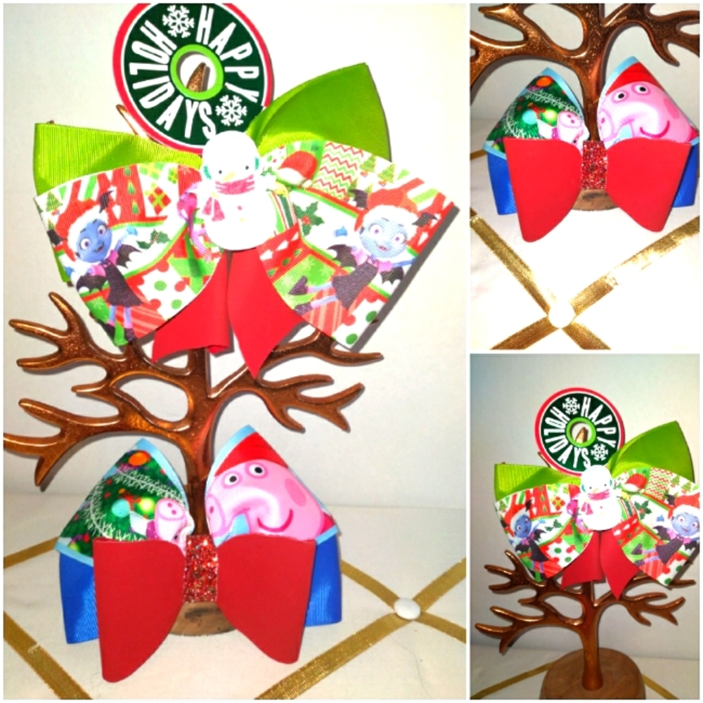 Christmas 🎄 design hair bows